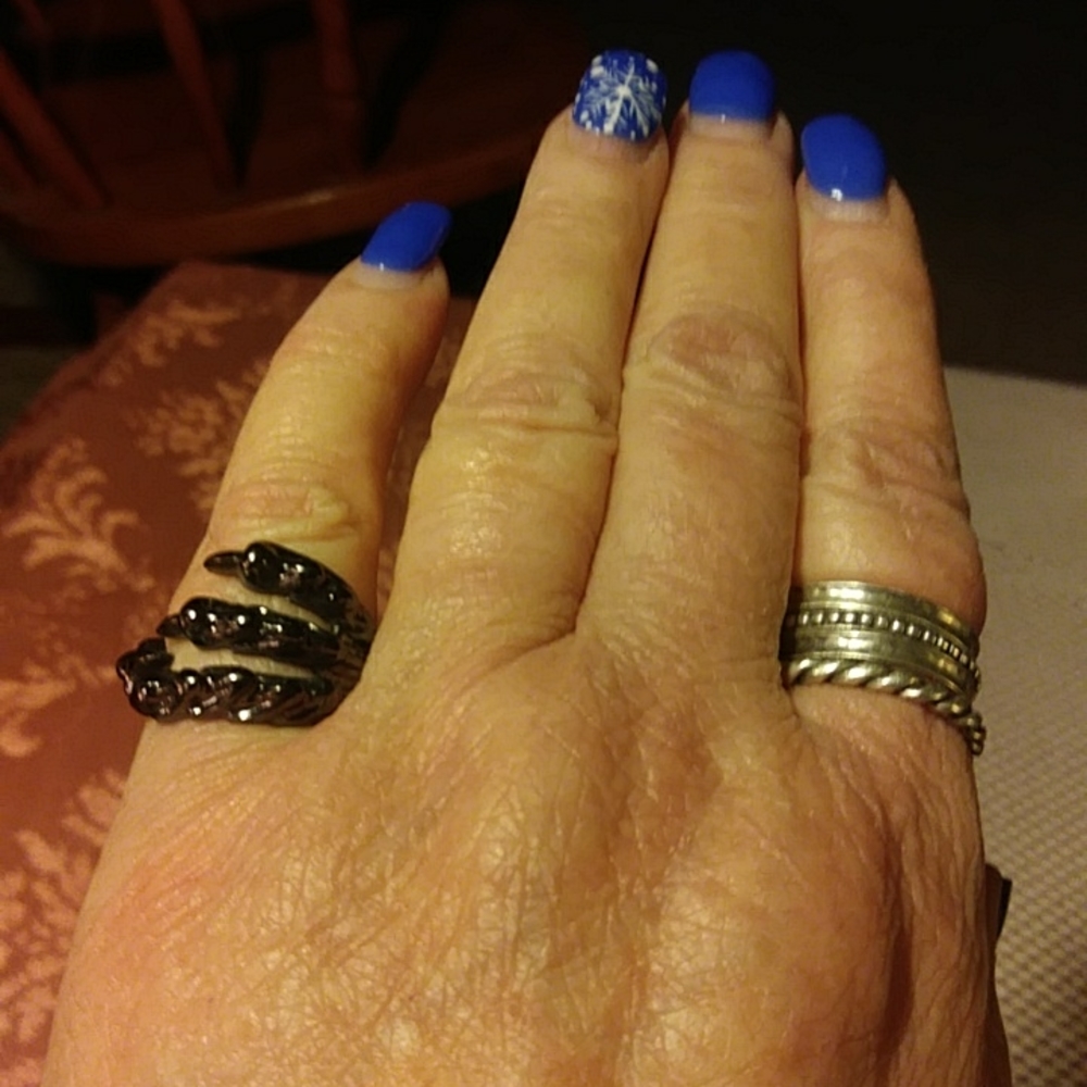 Dragon Claw Ring - image 4